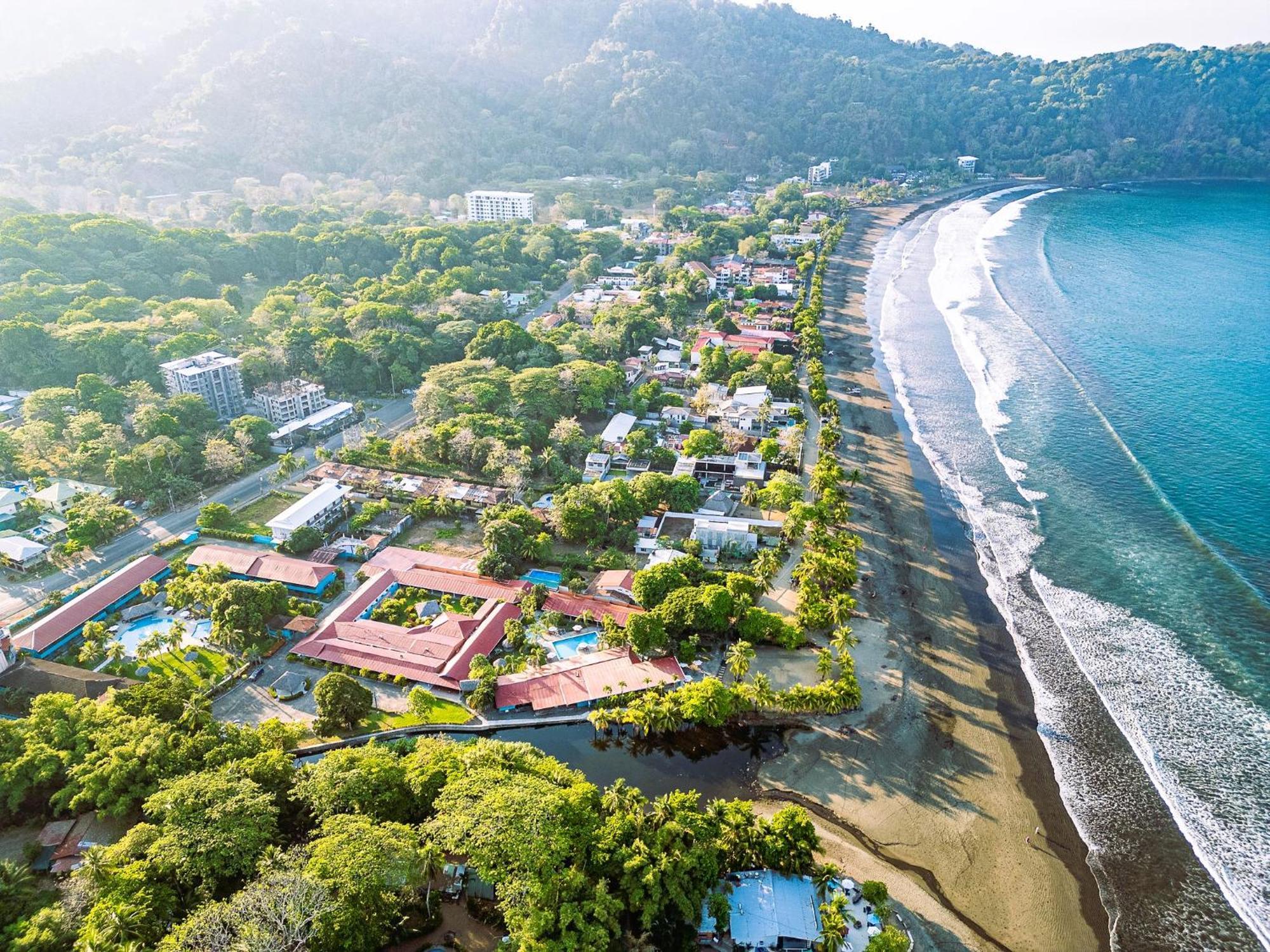 Beach Break Resort & Cr Surf Camp Jacó Buitenkant foto